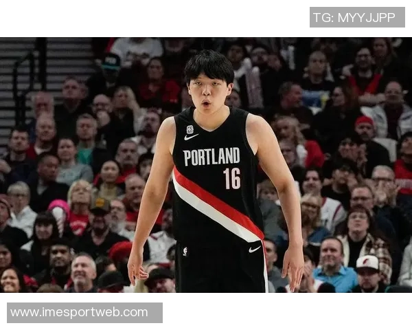 斯普利特感慨杨瀚森上场时间有限期待他迎来机会的那一天