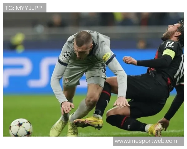 天空报道曼联切尔西波尔图争抢萨尔茨堡18岁前锋阿拉杰贝戈维奇