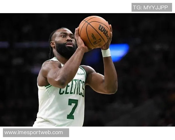 普理查德盛赞杰伦布朗具备顶级球员实力能轻松砍下40分或三双数据