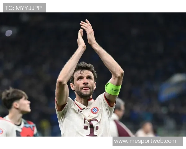 拜仁球员齐聚穆勒家中共赏MLS决赛展现团队精神 拜仁球员齐聚穆勒家中共赏MLS决赛展现团队精神