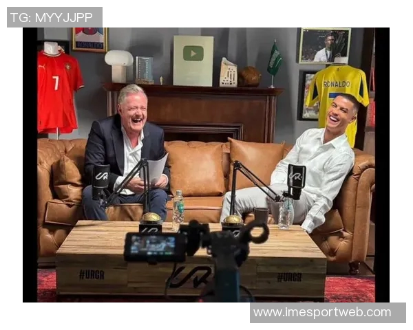 C罗专访即将上线摩根预热加时赛精彩内容明早七点半播出 C罗专访即将上线摩根预热加时赛精彩内容明早七点半播出