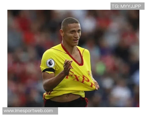 理查利森成为第五位在英超出场250次的巴西球员荣耀时刻 理查利森成为第五位在英超出场250次的巴西球员荣耀时刻